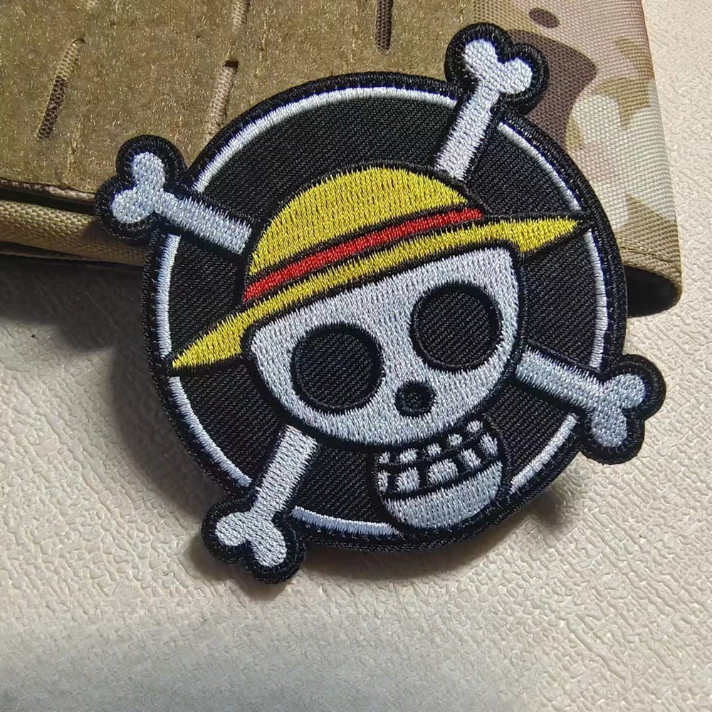 One Piece Badg Cartoon-Ärmelau – Velcro Sew On Bewertung und Preis