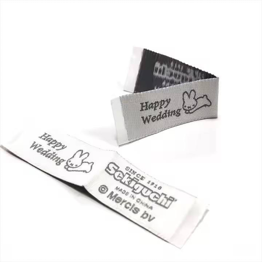Luxuriöse, individuell gewebte – Sewing Labels Bewertung und Preis