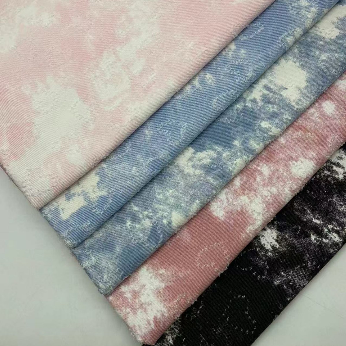 Blauer Himmel, weiße Wolken, B – Sewing Tie Dye Bewertung und Preis